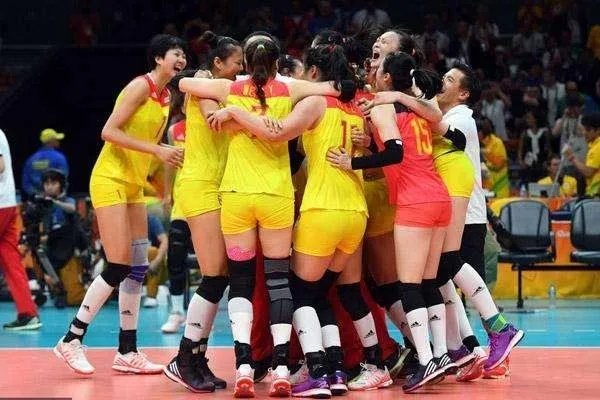 郎平为什么到美国执教？