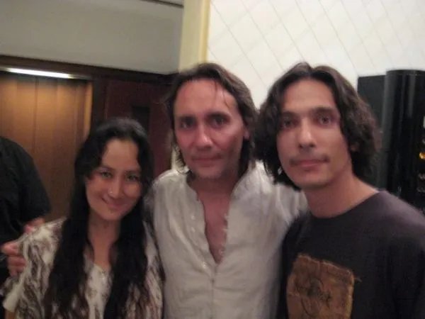 艾尔肯阿布都拉的妻子什么民族