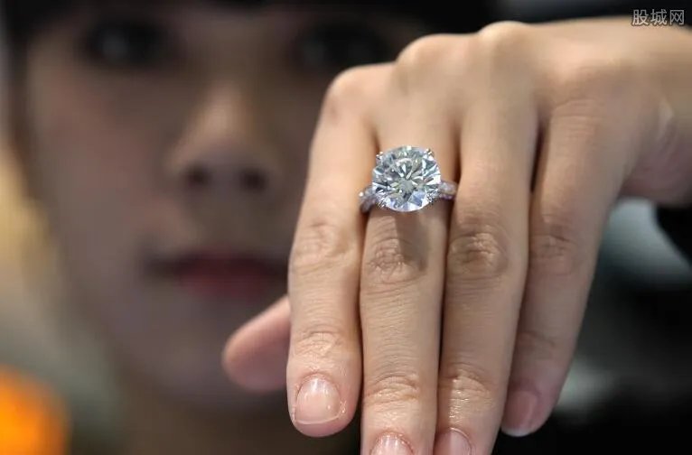 做一个戒托多少钱 钻戒的戒托大概多少钱