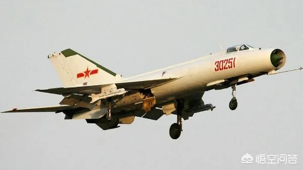 如何评价歼8系列战机?