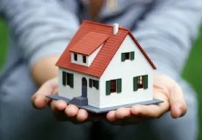 成都严厉打击哄抬房价等违规行为，哄抬房价者将受到什么惩罚？