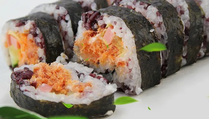 海苔由哪种海藻制作而成 海苔怎么煮好吃