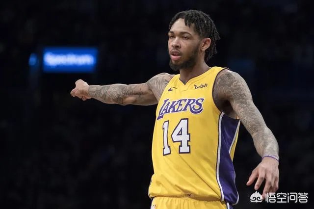 英格拉姆在对阵雄鹿的比赛中20投13中，轰下31分，英格拉姆是否已经开始兑现天赋？