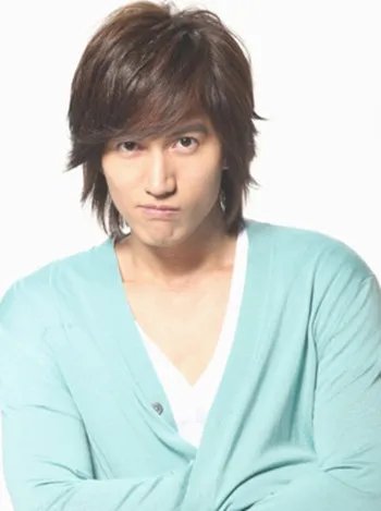 言承旭图片最新欣赏 感情史曝光自称很自卑