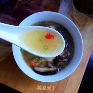 清炖香菇鸡汤