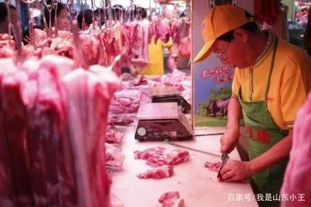 北大毕业生长安卖肉，获“北大屠夫”称号20年，如今怎么样？