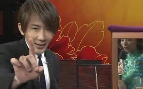 2013年王力宏冲到春晚后台，怒甩刘谦耳光，当年到底发生了什么？