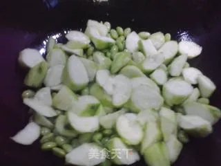 丝瓜毛豆