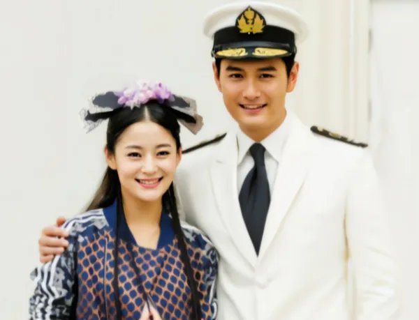 剧中是母子，现实却是夫妻，给双胞胎儿子取的名字很有意思，她是谁