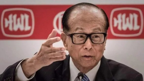 李嘉诚在伦敦投资10亿英镑造城 筹备10年获英国批准