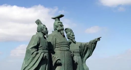 “飞鸟尽良弓藏狡兔死走狗烹”，功高震主如何善终？