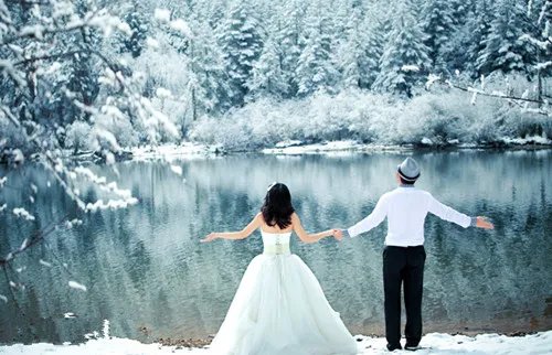 雪景婚纱照唯美图片 雪景婚纱照拍摄技巧