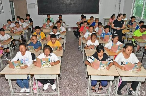 临沂两个王俊凯入学走错班,填学籍才发现,之后发生了什么让人感动的事?