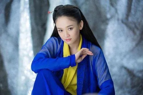 方证，冲虚，左冷禅三人围攻东方不败的话，结果如何？