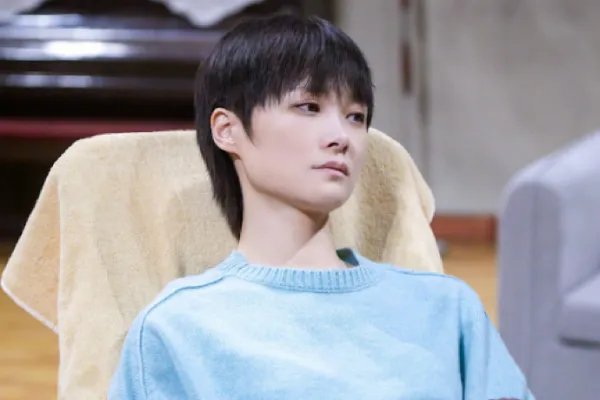 李宇春，周冬雨类型的女生，找什么男朋友才合适？