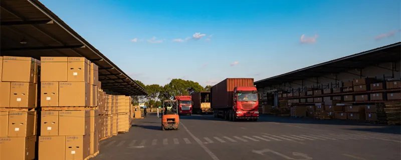 中国的第一辆汽车是什么品牌 中国第一台车的品牌是什么