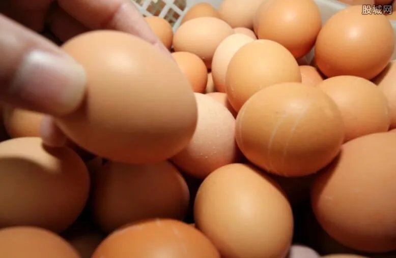 咸鸭蛋保质期有多长 买回来的咸鸭蛋怎样才能放久些