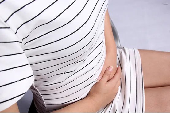 小腹坠痛是怎么回事