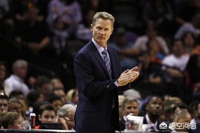 有消息称考辛斯将于1月19日复出,并担任球队首发中锋,科尔为什么不让他从替补打起?