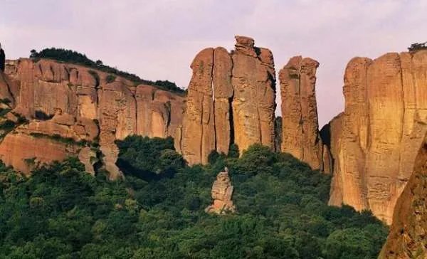 江西省的主要旅游胜地有