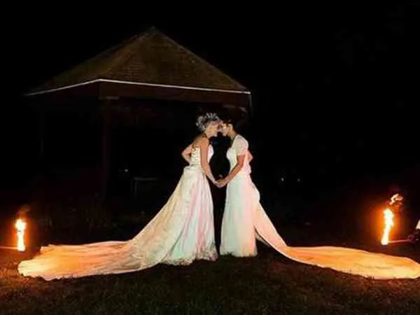 
				ppl女同性恋怎么做试管婴儿怀孕生孩子？
			