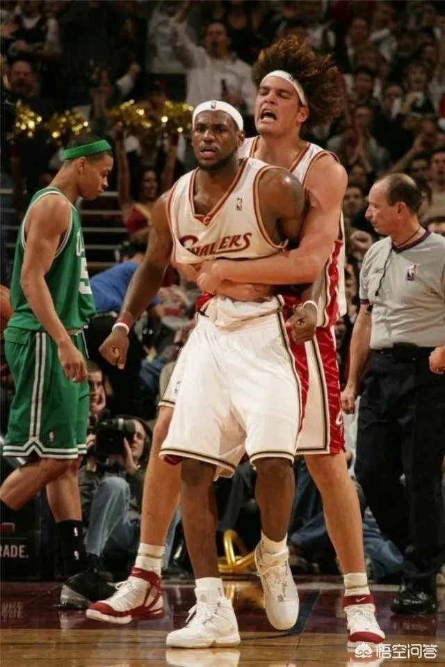 詹姆斯为什么替补一场