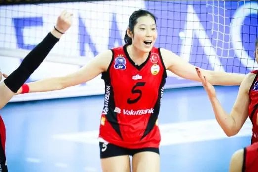 朱婷一年内夺五冠，算得上当今中国体坛最有价值的运动员吗？