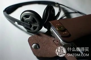 将复古进行到底 ：SONY M10 & 原创手缝皮套