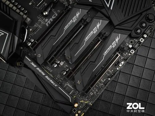 售价7777元的主板好在哪？微星X570超神板评测