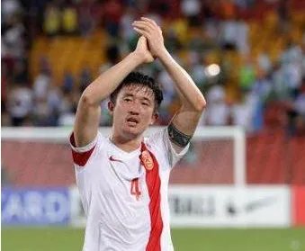 姜至鹏如何回应出轨？