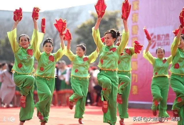 广场舞为什么会那么流行？原因是什么？