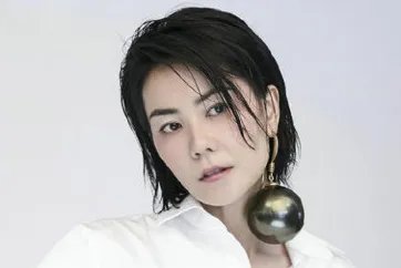 王菲女儿治疗兔唇花了几百万,嘴是治好了,但脸为何却越来越奇怪?