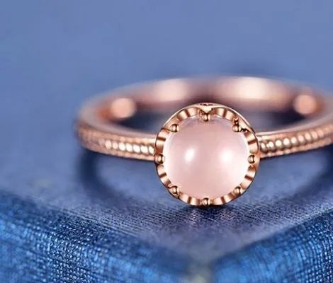 玫瑰金戒指卡地亚多少钱 2017玫瑰金戒指新款有哪些