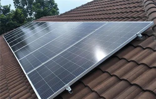 在房顶安装太阳能发电板对房顶影响有哪些