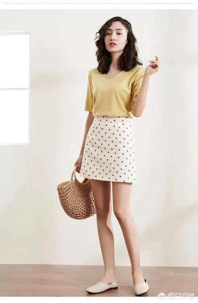复古的波点裙怎么搭配才好看？