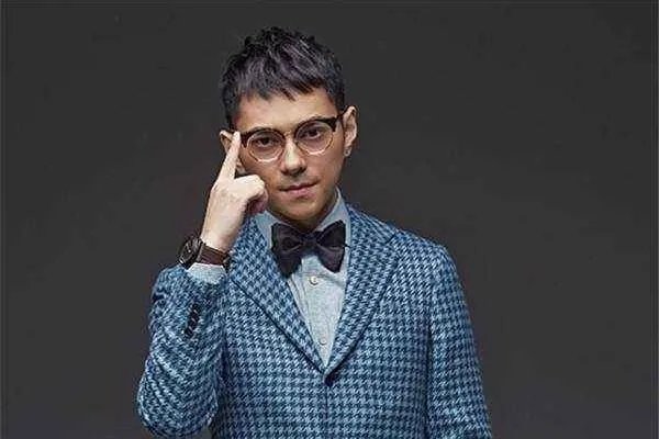 李晨和主持人李晨