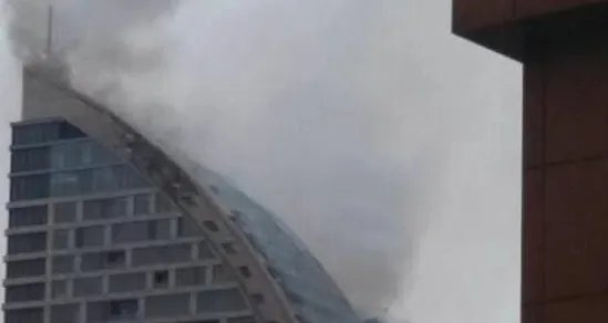阿塞拜疆大楼起火具体情况如何？
