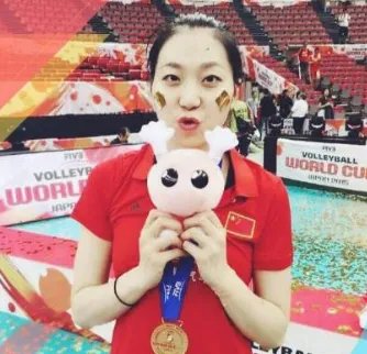 杨珺菁什么时候接受了求婚？