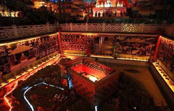 40年都无人不敢挖，秦始皇陵暗藏了什么未解之谜？