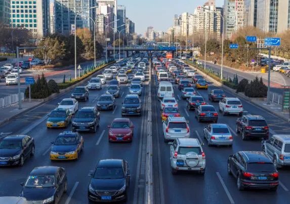 上高速时收费下高速假期免费怎么算  上高速不免费下高速免费收费吗