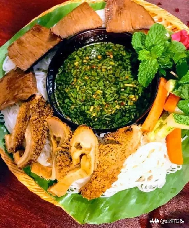 缅甸的克钦族是景颇族吗？