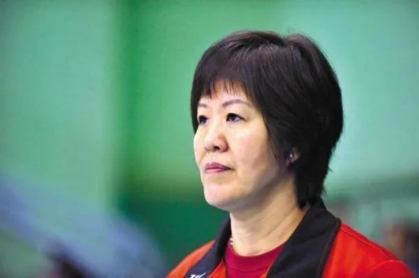 郎平为什么到美国执教？