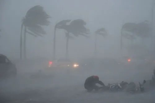 世界上最大的台风是多少级？1979年泰培台风风王（18级）