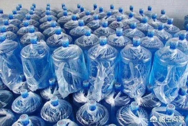 现在做什么行业最好做？最好是本钱几万块钱的那种？