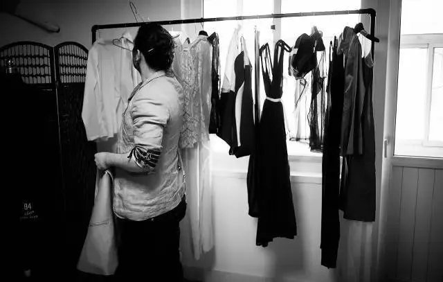 服装设计助理如何才能晋升为设计师？