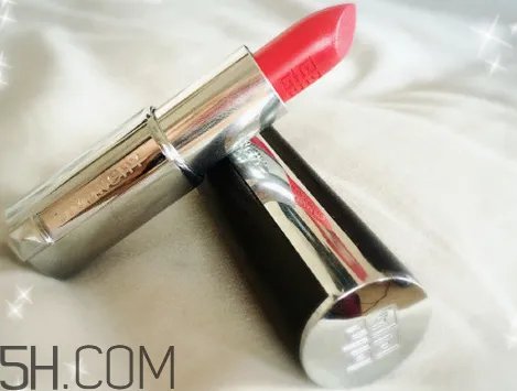 纪梵希小羊皮304和305区别 纪梵希小羊皮日常色号