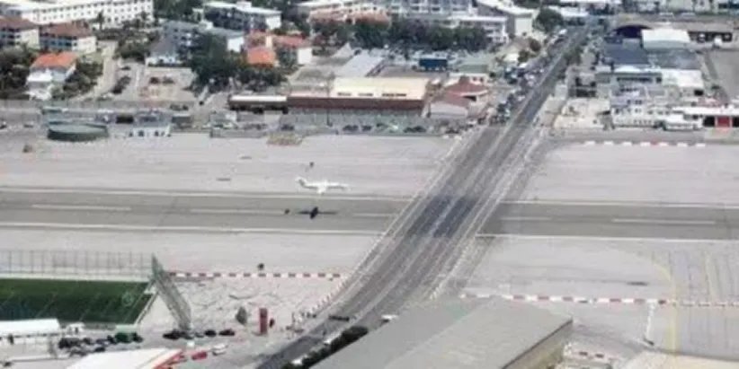 中国将建南极永久机场，盘点：全球还有哪些奇特的机场？