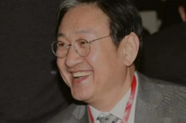 宋丹丹的恋情为何如此坎坷？