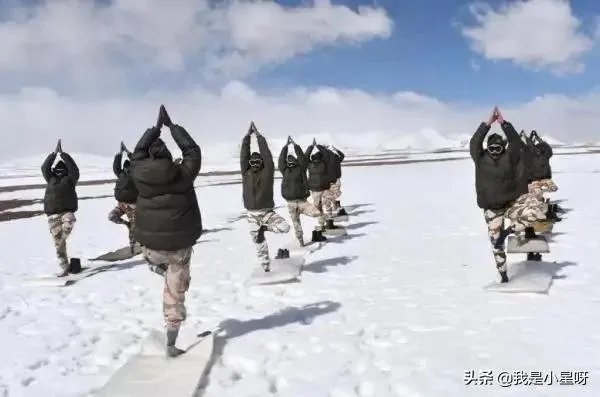 印度士兵又开挂了，竟然在5000多米边境高原大练瑜伽，大家怎么看呢？