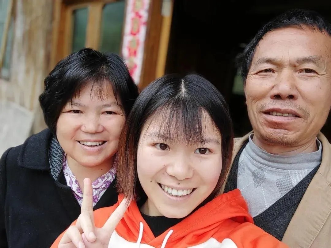 江苏大三女生众筹为父治病2年后全部归还，你在她身上看到了什么品质？